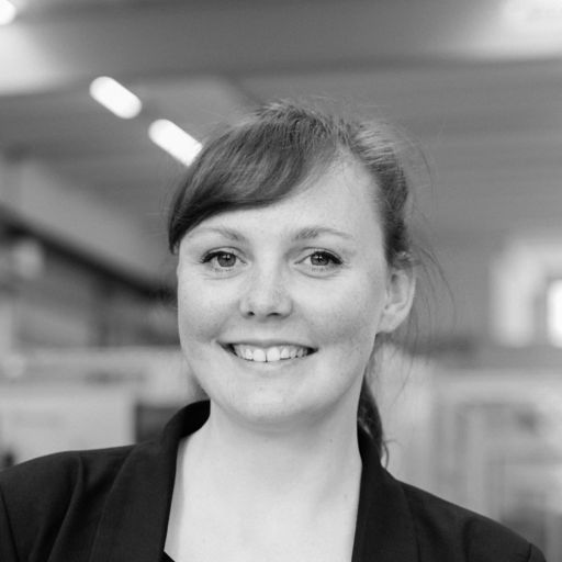 Lisa Küssel Portrait